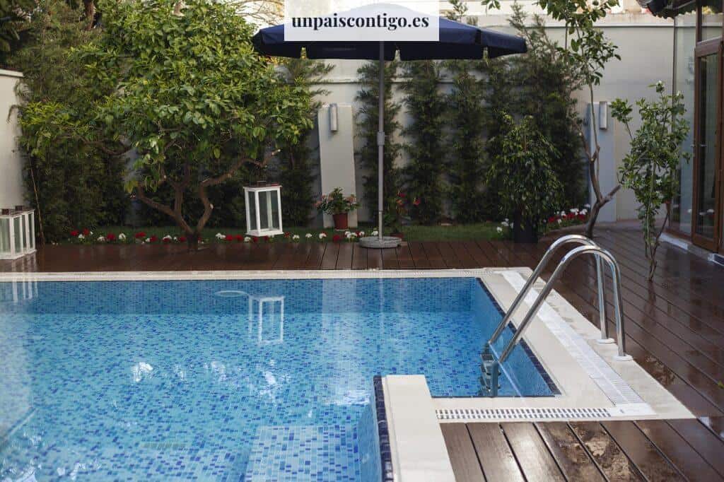 exteriores con piscina