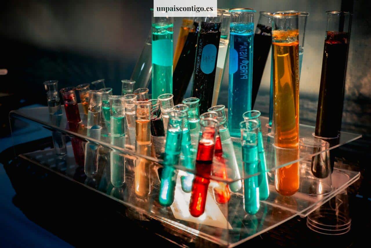 La química fina y su papel en la innovación farmacéutica y cosmética