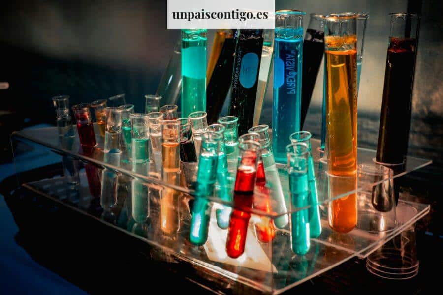 La química fina y su papel en la innovación farmacéutica y cosmética